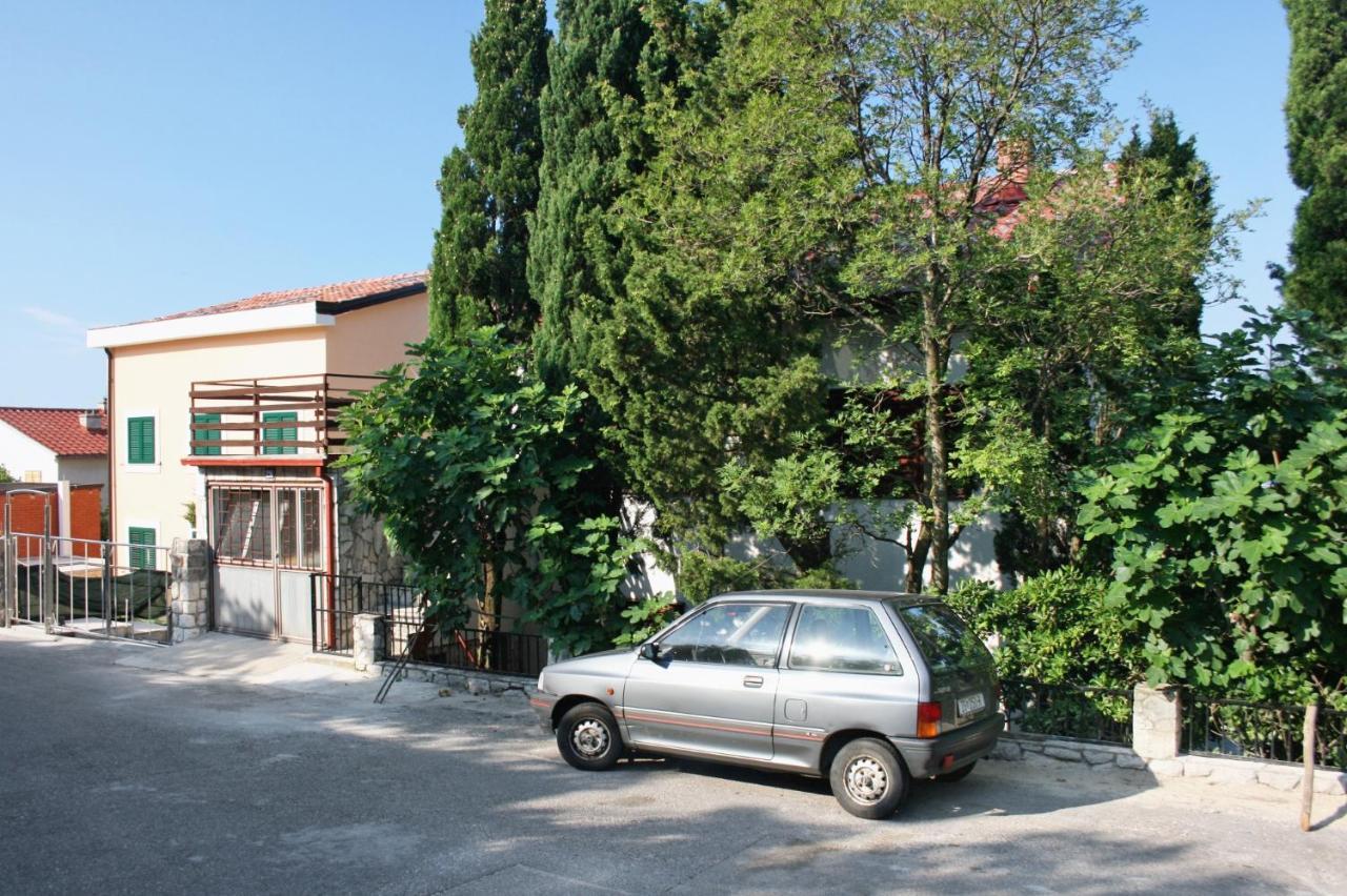 Apartments With A Parking Space Selce, Crikvenica - 5531 Exterior photo
