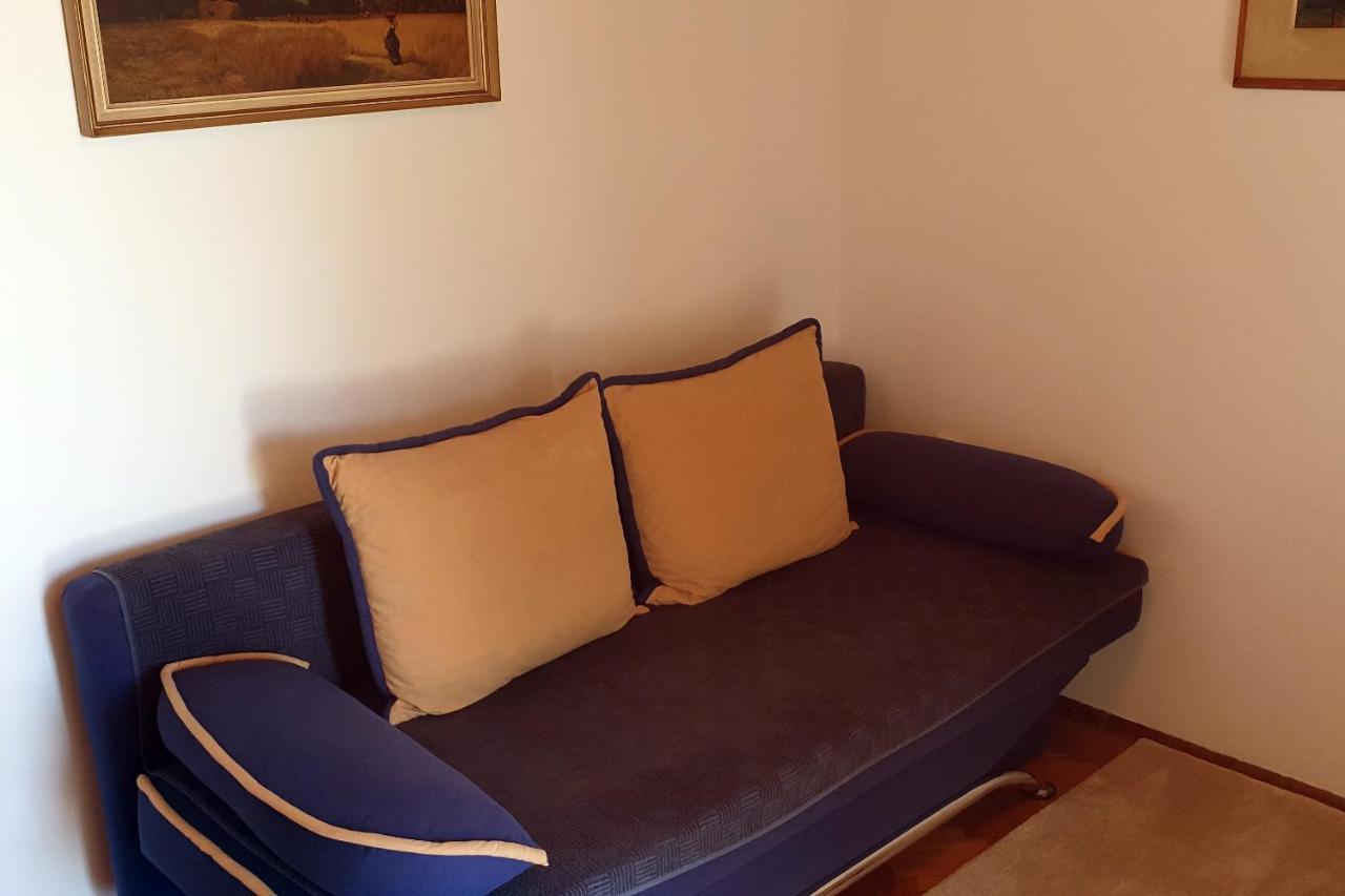 Apartments With A Parking Space Selce, Crikvenica - 5531 Exterior photo